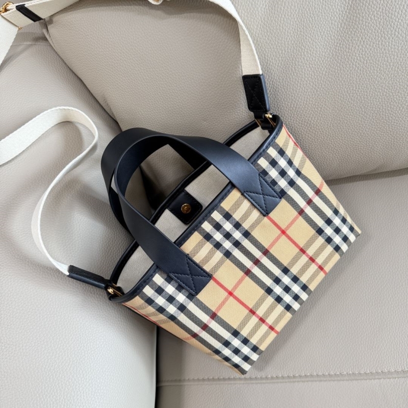 Bv*b*rry shopping bags